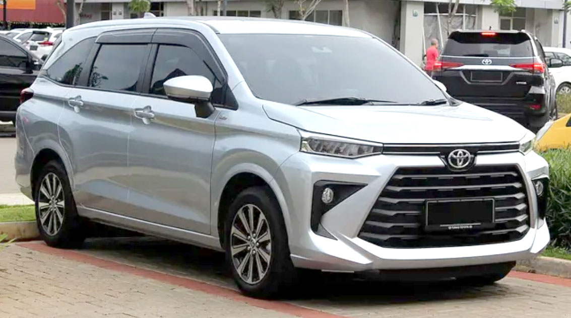 mobil bekas manado Toyota Avanza